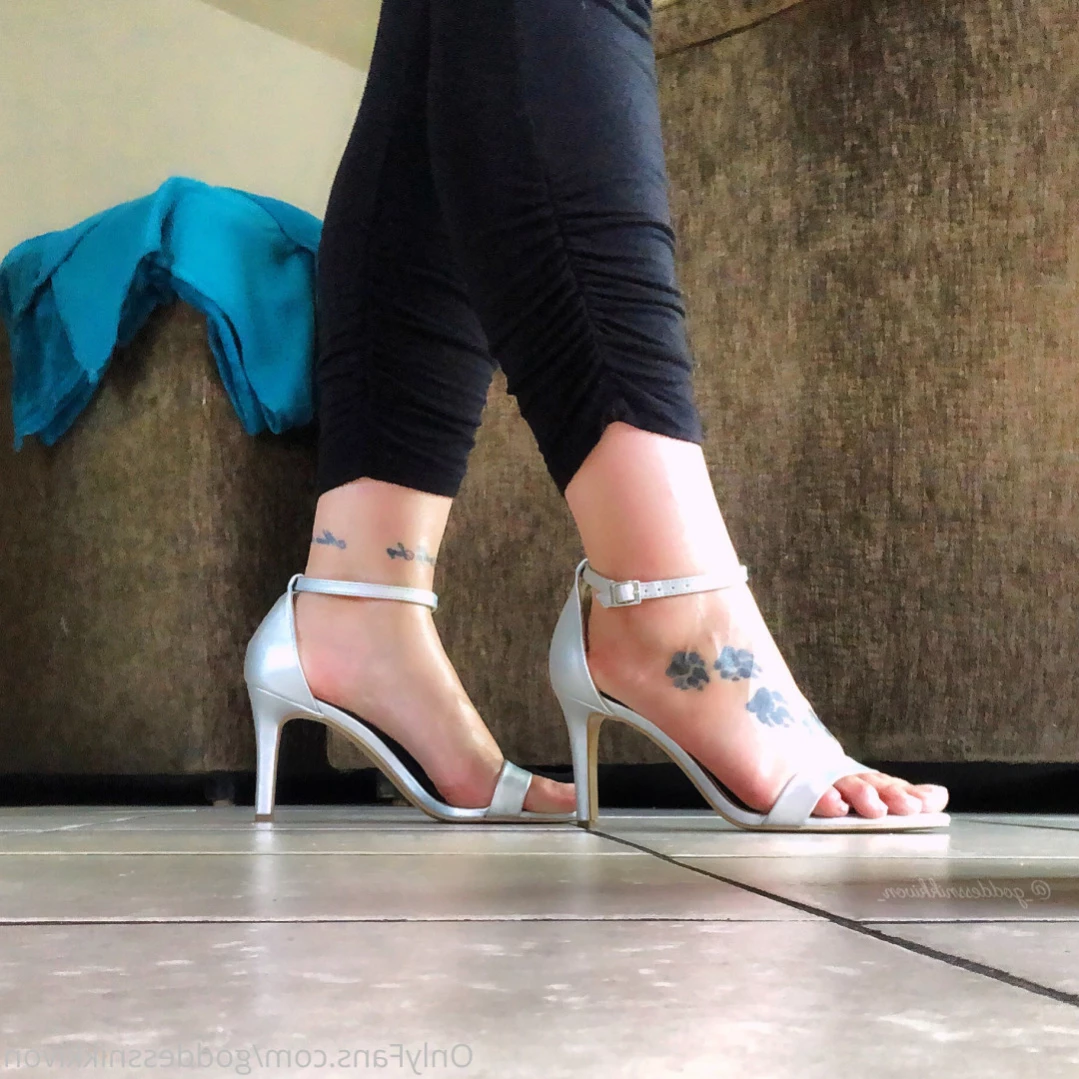 Nikki Von [ nikkivonnails ] Onlyfans leaked photo 12218512 on Hotleaks.tv