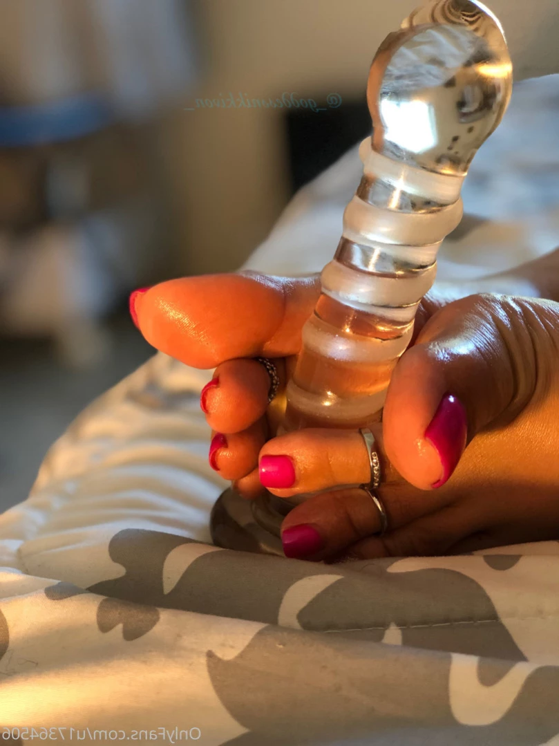 Nikki Von [ nikkivonnails ] Onlyfans leaked photo 13733637 on Hotleaks.tv