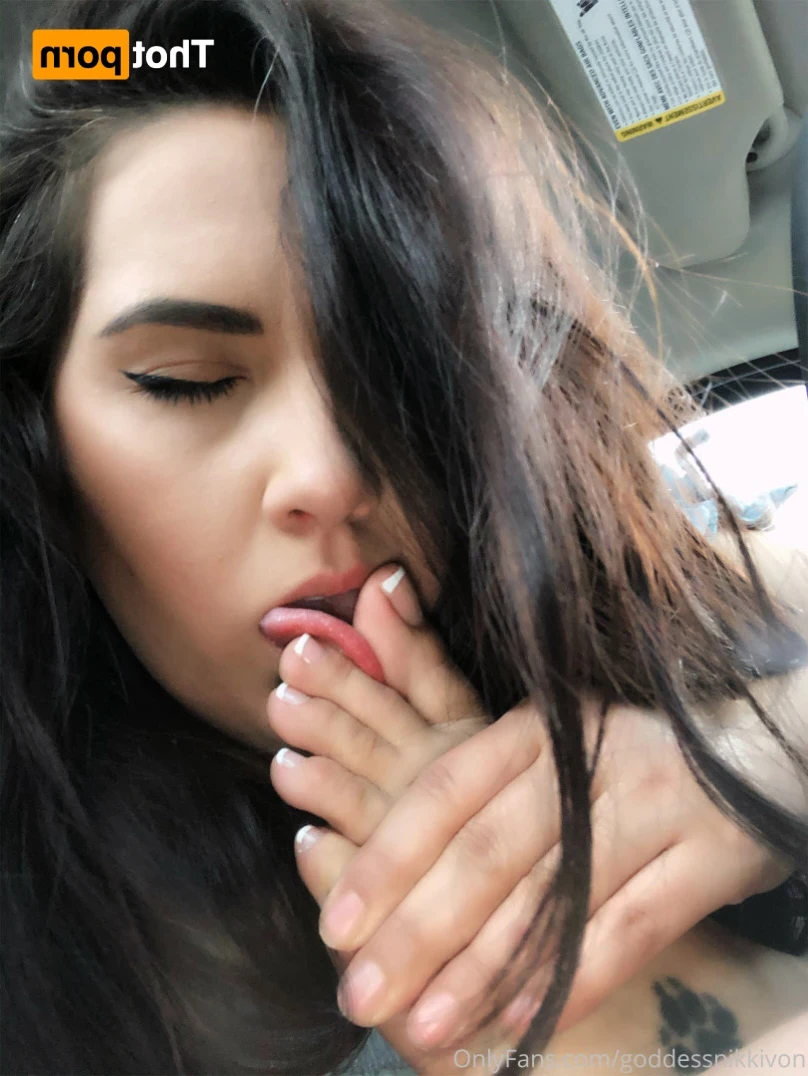 Nikki Von [ nikkivonnails ] Onlyfans leaked photo 15138707 on Hotleaks.tv
