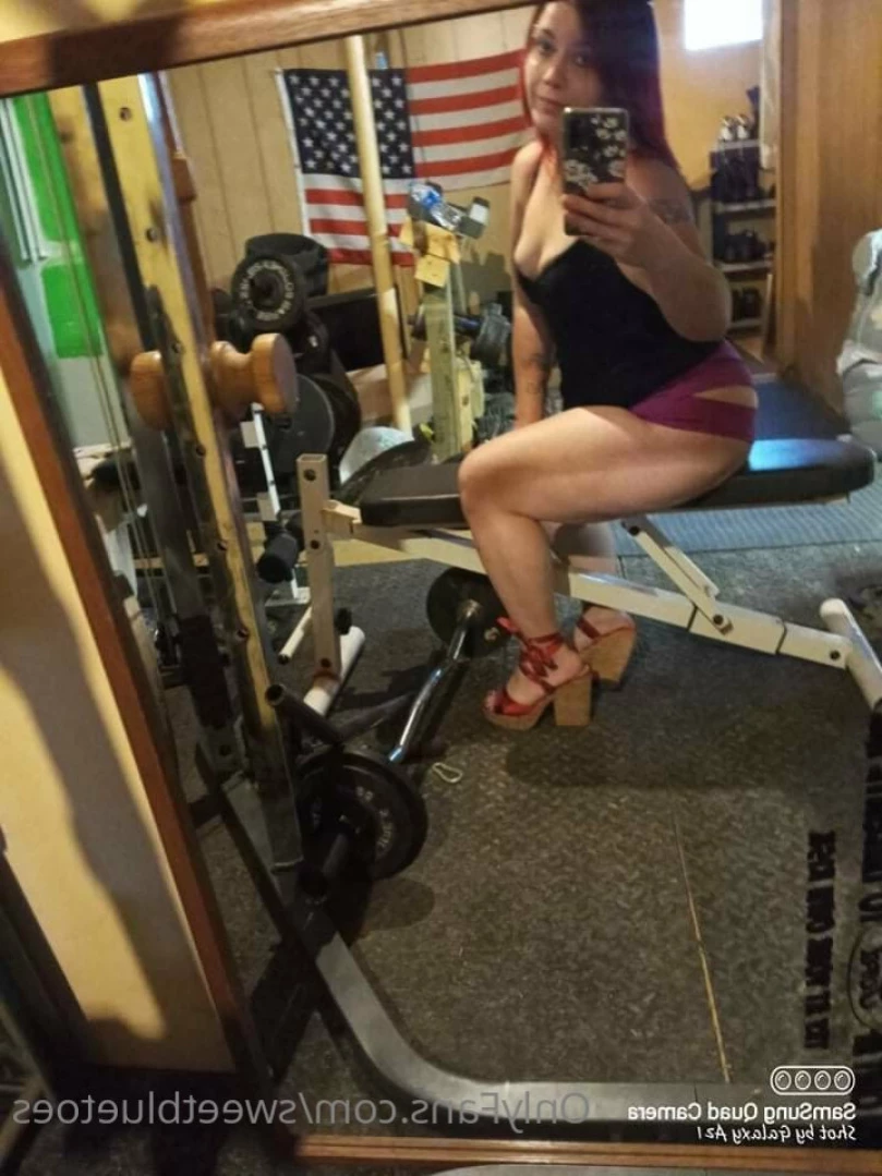 sweetbluetoes Onlyfans leaked photo 11005840 on Hotleaks.tv