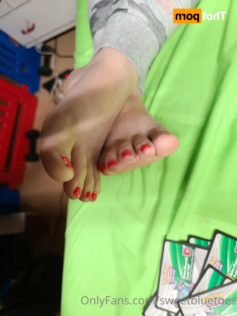sweetbluetoes Onlyfans leaked photo 11021140 on Hotleaks.tv