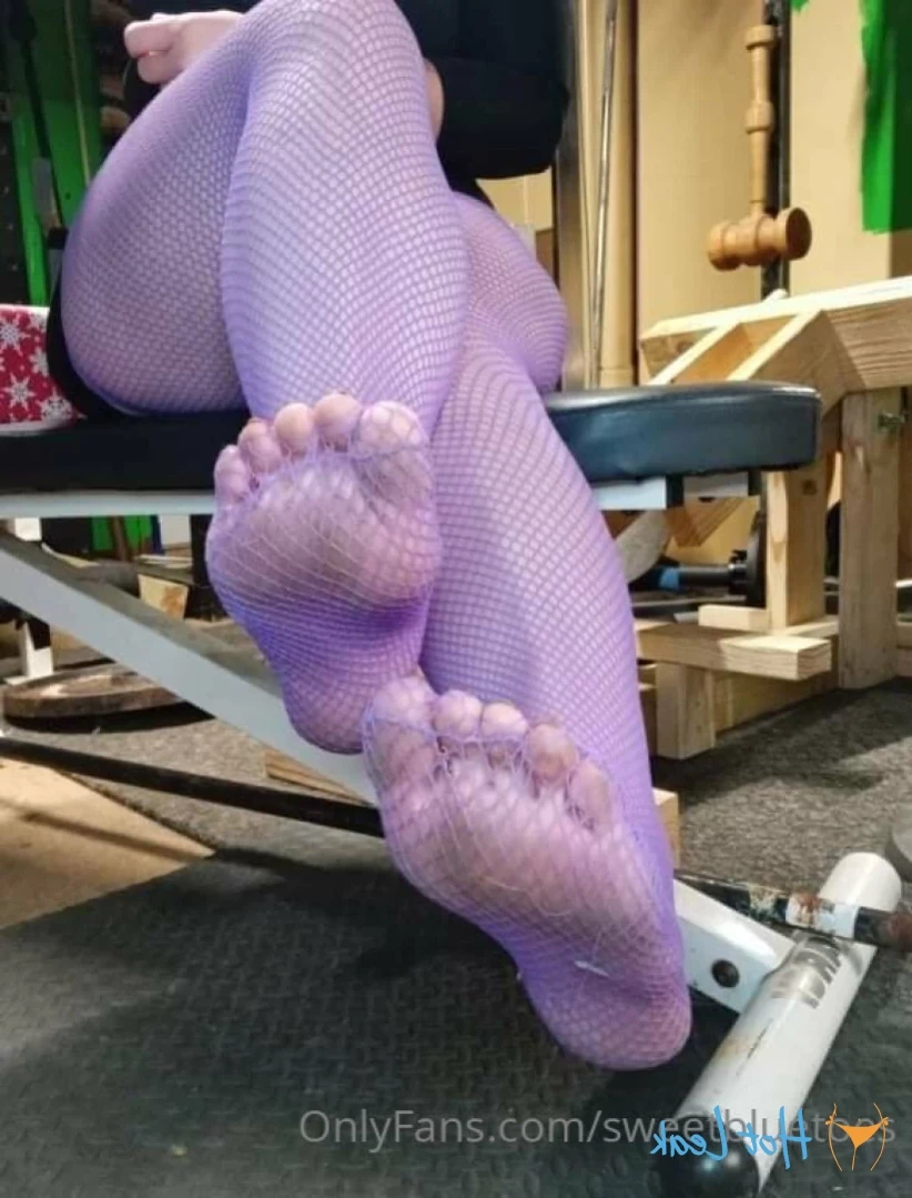sweetbluetoes Onlyfans leaked photo 11794971 on Hotleaks.tv