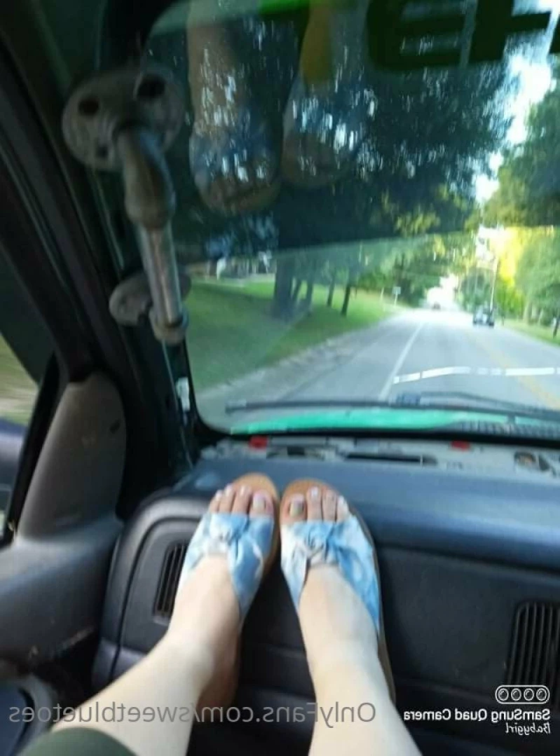 sweetbluetoes Onlyfans leaked photo 11828837 on Hotleaks.tv