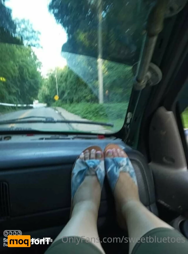sweetbluetoes Onlyfans leaked photo 11930178 on Hotleaks.tv