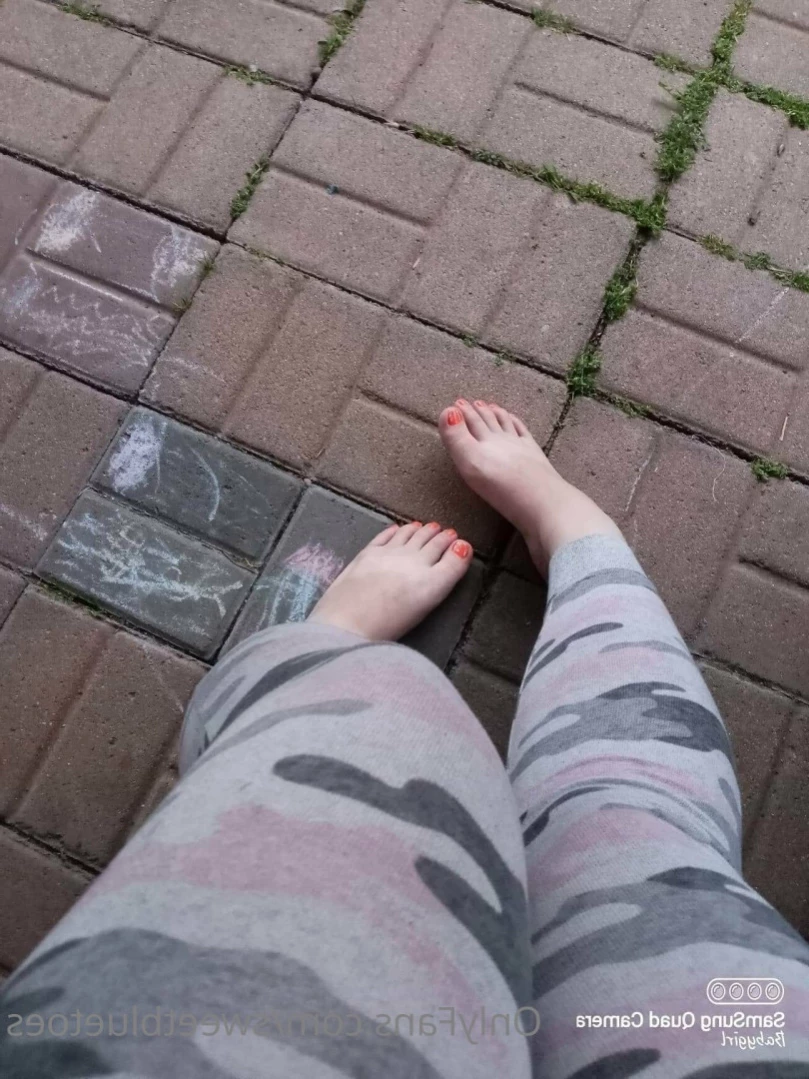 sweetbluetoes Onlyfans leaked photo 12260834 on Hotleaks.tv