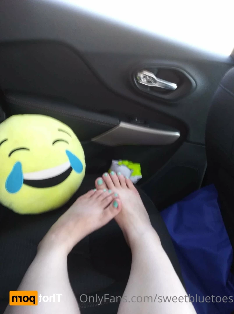 sweetbluetoes Onlyfans leaked photo 12522432 on Hotleaks.tv