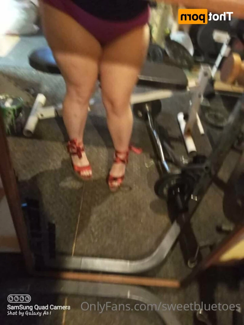 sweetbluetoes Onlyfans leaked photo 12602063 on Hotleaks.tv