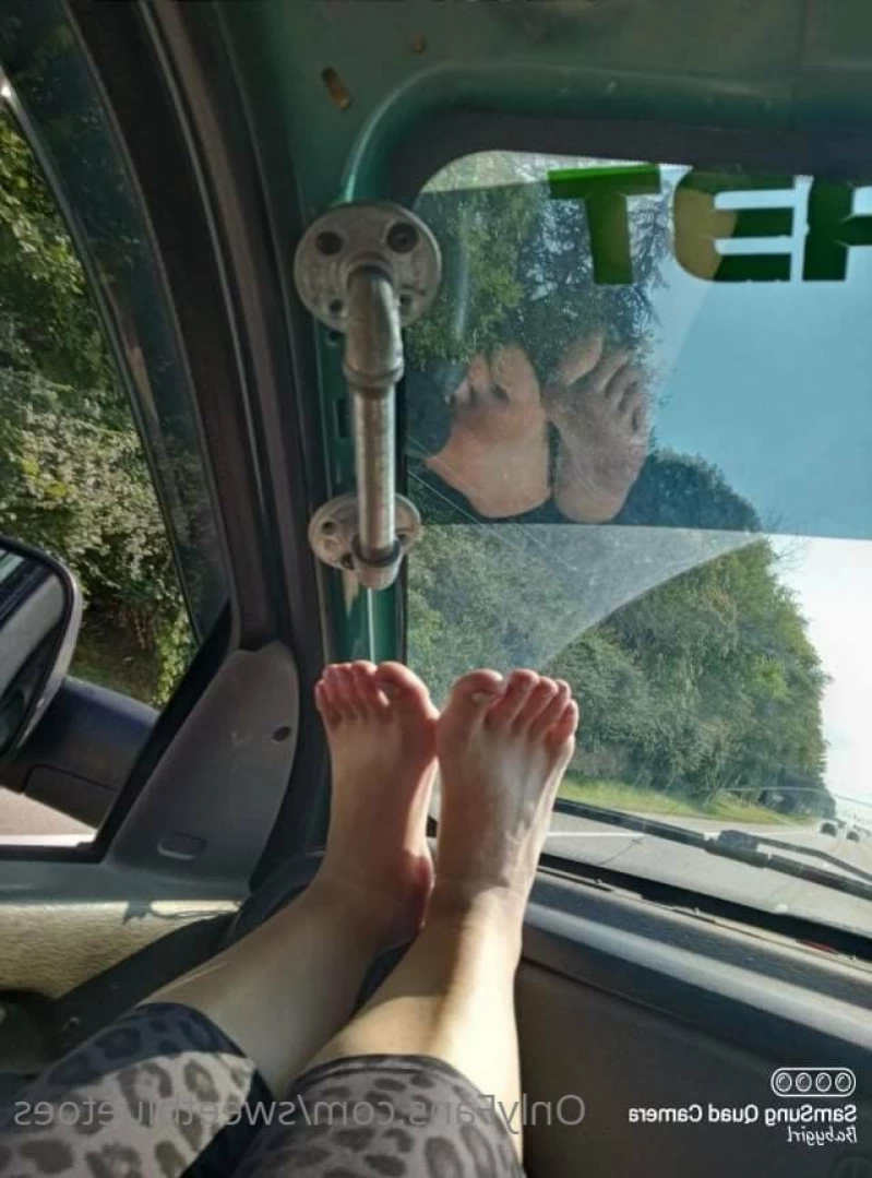 sweetbluetoes Onlyfans leaked photo 12709758 on Hotleaks.tv