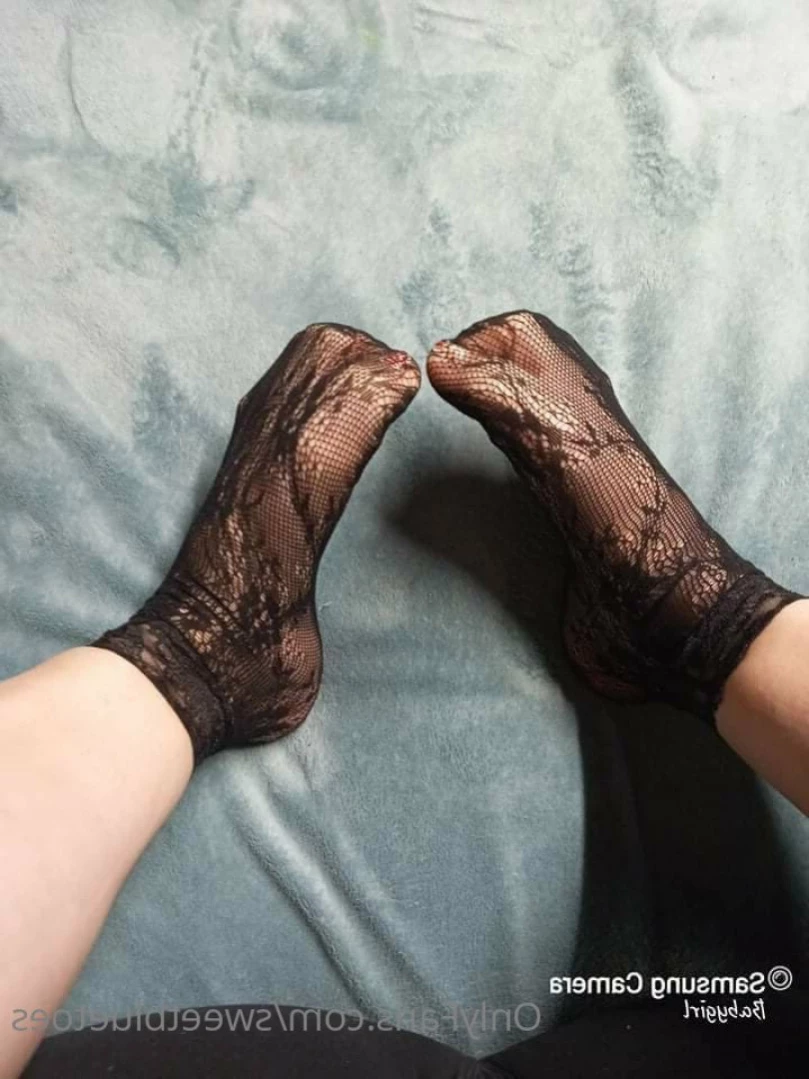 sweetbluetoes Onlyfans leaked photo 12752532 on Hotleaks.tv