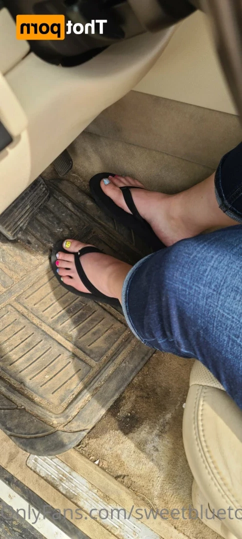sweetbluetoes Onlyfans leaked photo 13284893 on Hotleaks.tv