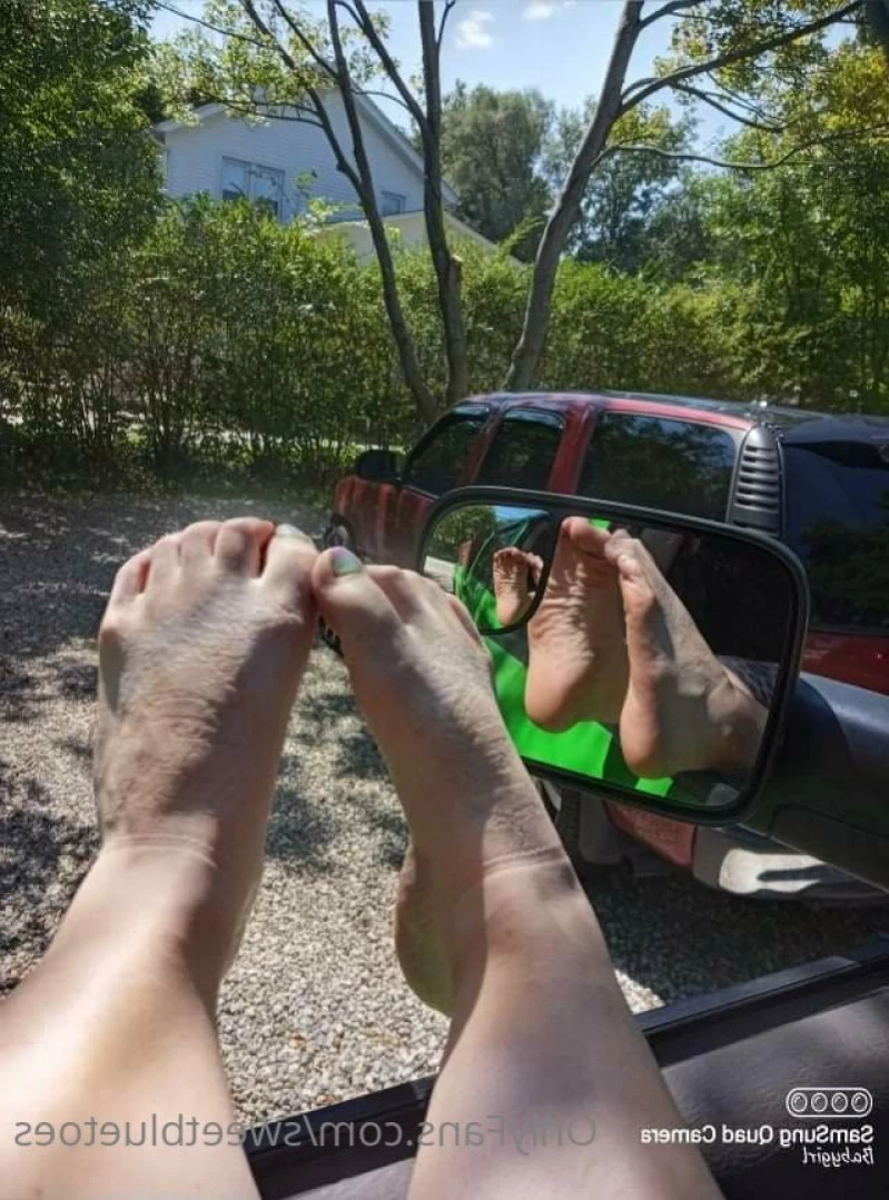 sweetbluetoes Onlyfans leaked photo 13303619 on Hotleaks.tv