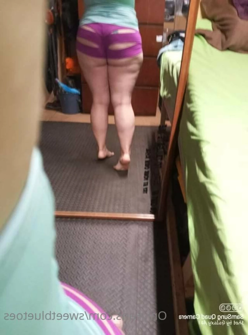 sweetbluetoes Onlyfans leaked photo 13305191 on Hotleaks.tv