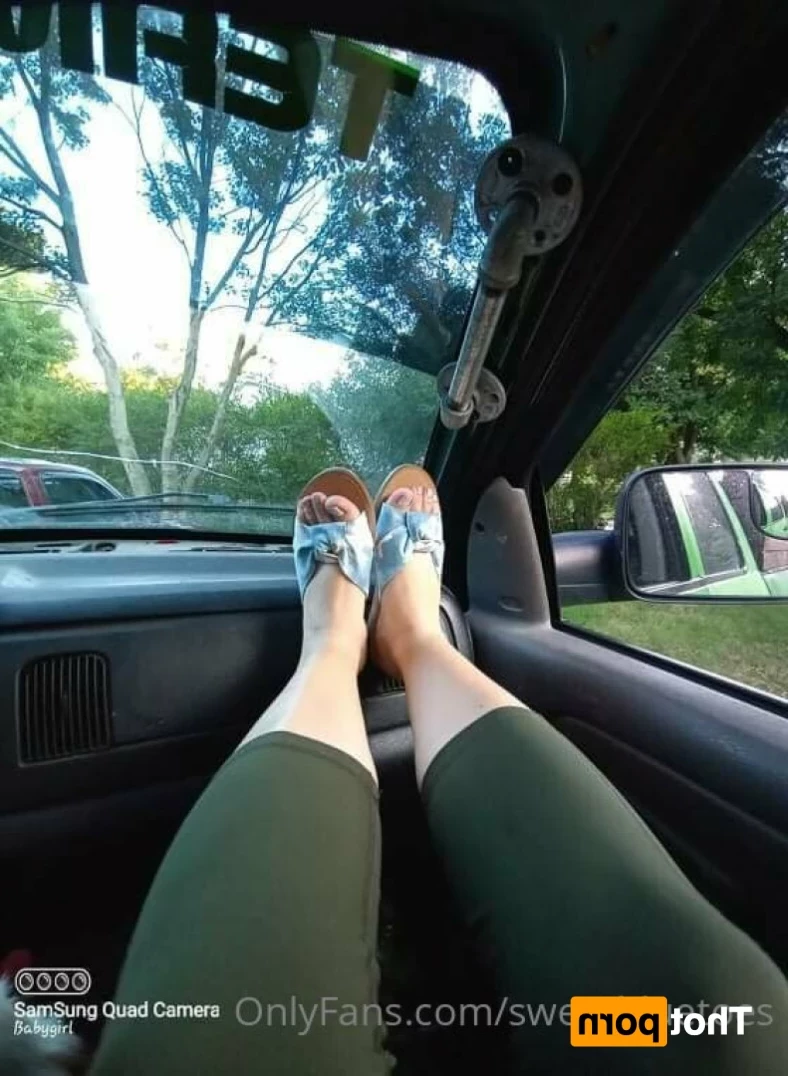 sweetbluetoes Onlyfans leaked photo 13346018 on Hotleaks.tv