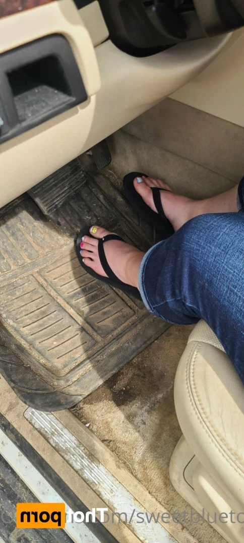 sweetbluetoes Onlyfans leaked photo 13347399 on Hotleaks.tv