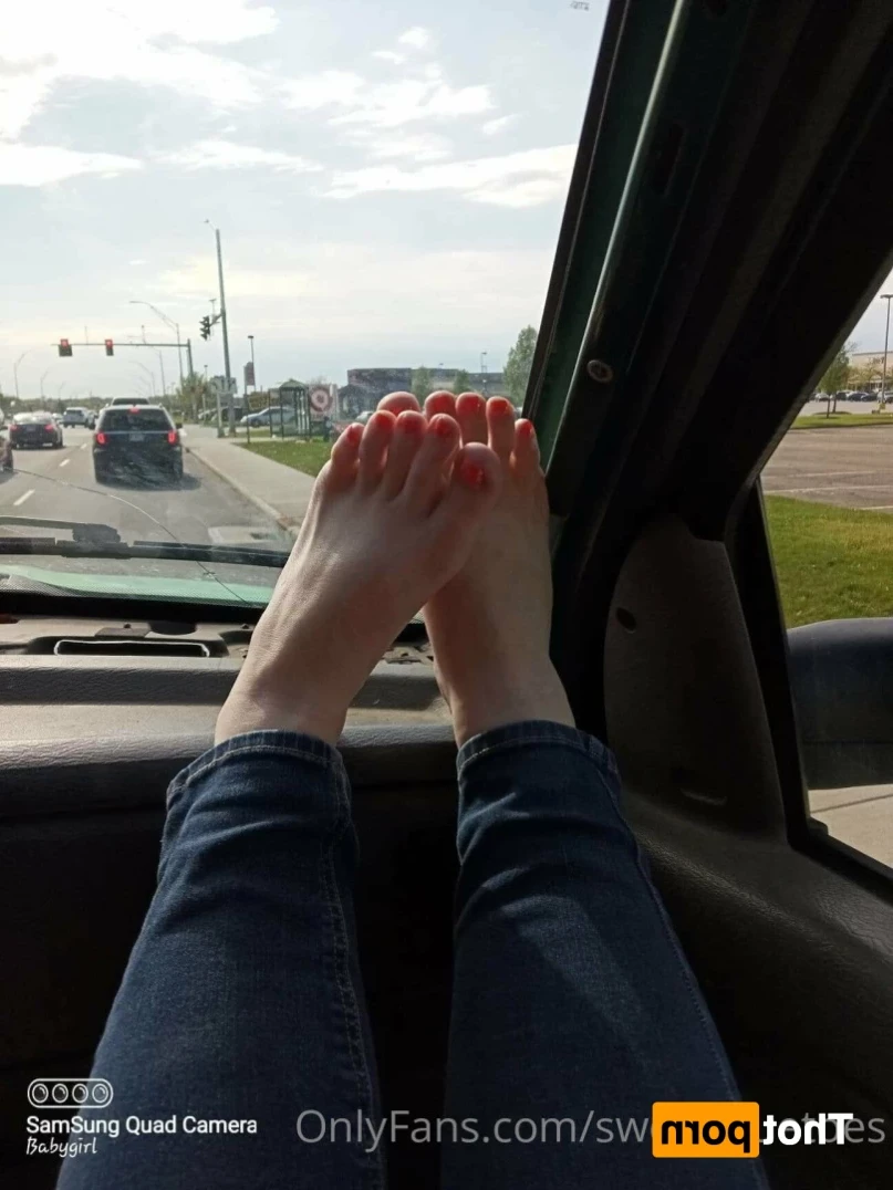 sweetbluetoes Onlyfans leaked photo 13353437 on Hotleaks.tv