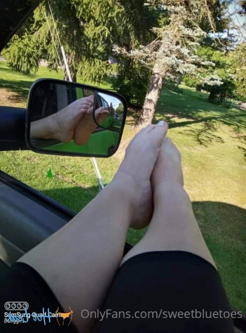 sweetbluetoes Onlyfans leaked photo 13393261 on Hotleaks.tv