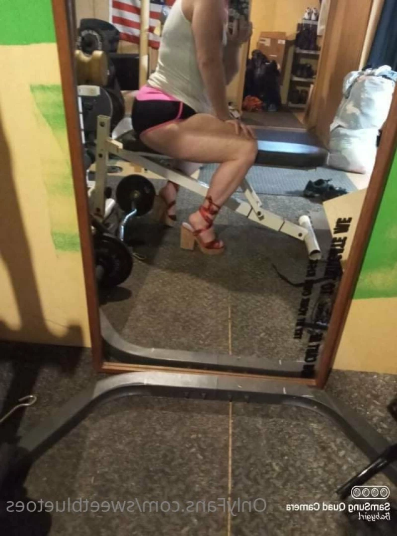 sweetbluetoes Onlyfans leaked photo 13393679 on Hotleaks.tv