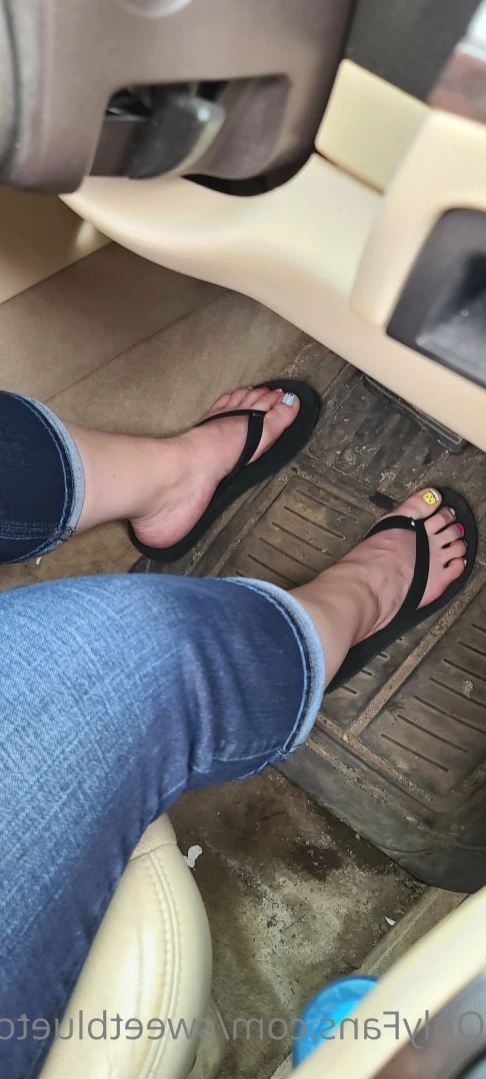 sweetbluetoes Onlyfans leaked photo 13418312 on Hotleaks.tv