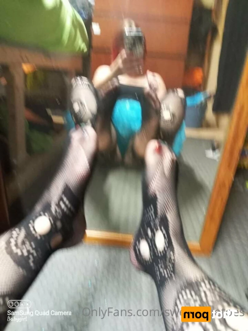 sweetbluetoes Onlyfans leaked photo 13423319 on Hotleaks.tv