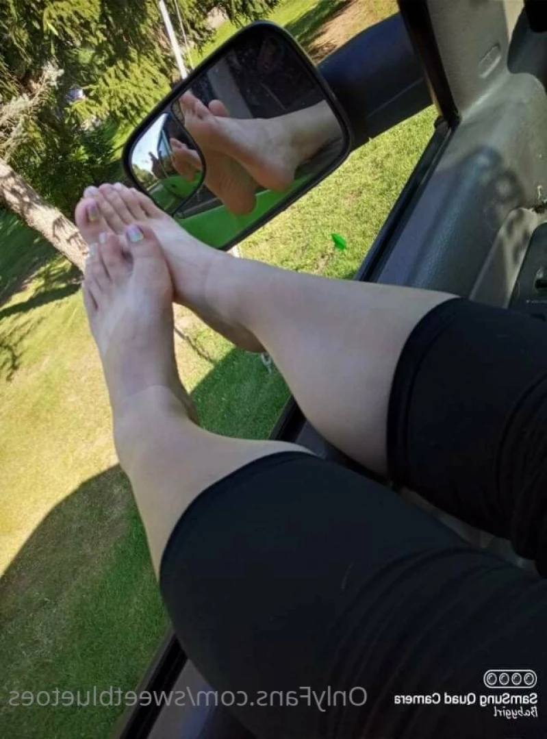 sweetbluetoes Onlyfans leaked photo 13471602 on Hotleaks.tv