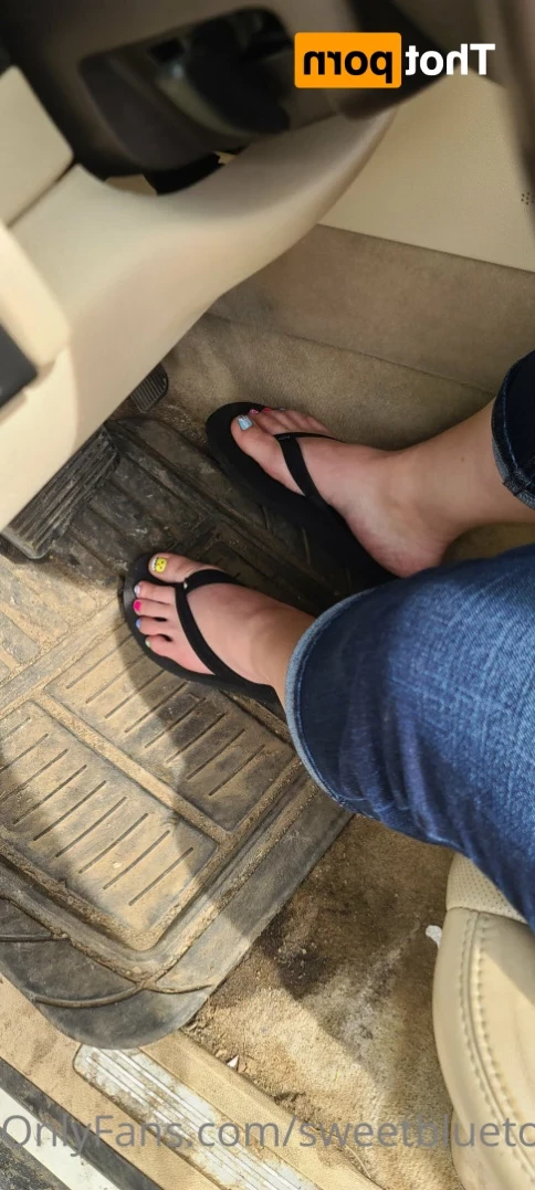 sweetbluetoes Onlyfans leaked photo 13601762 on Hotleaks.tv