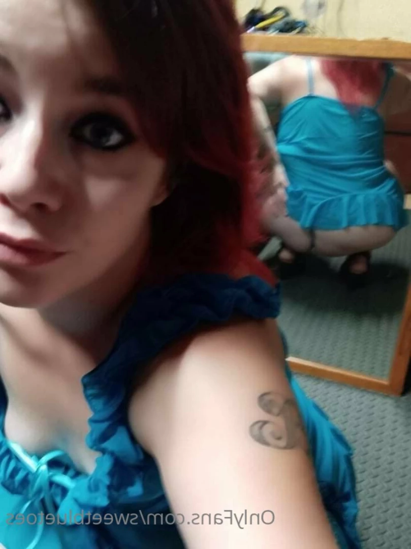 sweetbluetoes Onlyfans leaked photo 13872781 on Hotleaks.tv