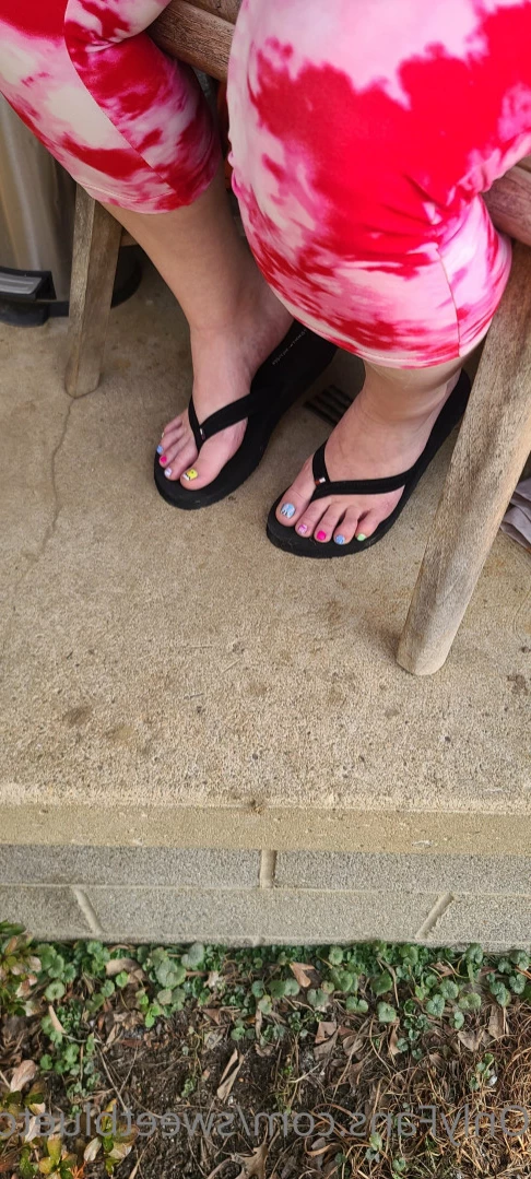 sweetbluetoes Onlyfans leaked photo 14763440 on Hotleaks.tv