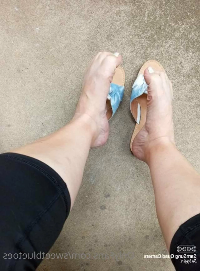sweetbluetoes Onlyfans leaked photo 14829727 on Hotleaks.tv