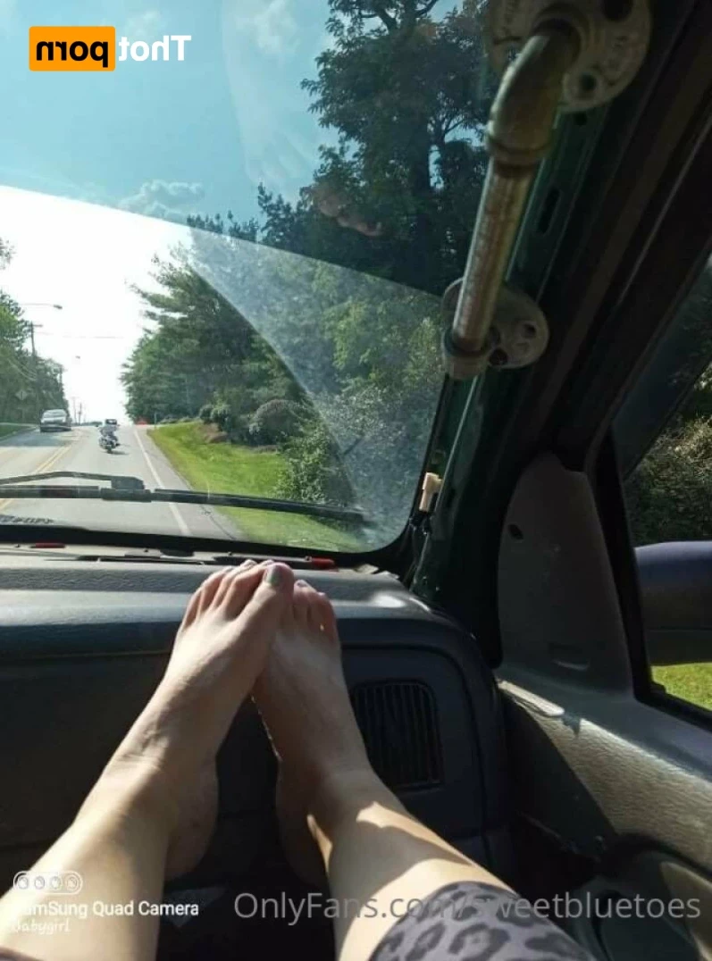 sweetbluetoes Onlyfans leaked photo 14989968 on Hotleaks.tv