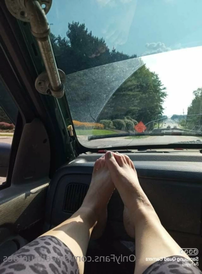 sweetbluetoes Onlyfans leaked photo 15018385 on Hotleaks.tv