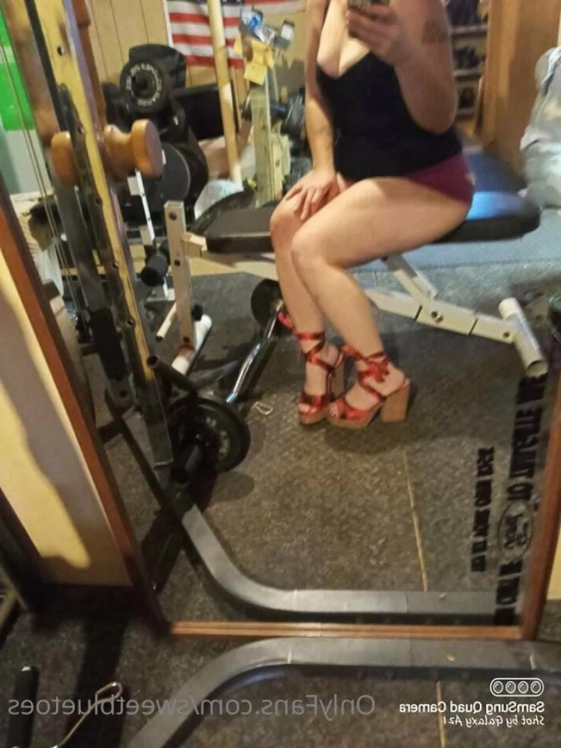 sweetbluetoes Onlyfans leaked photo 15019998 on Hotleaks.tv
