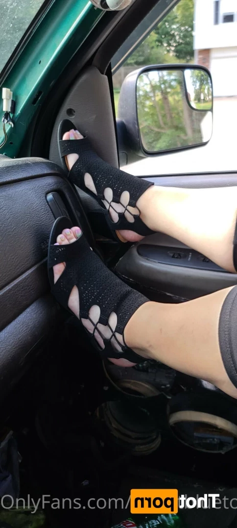 sweetbluetoes Onlyfans leaked photo 15244622 on Hotleaks.tv
