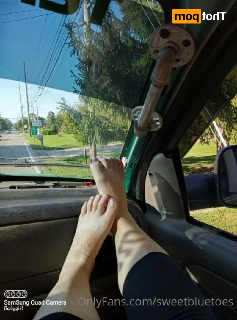 sweetbluetoes Onlyfans leaked photo 15594497 on Hotleaks.tv