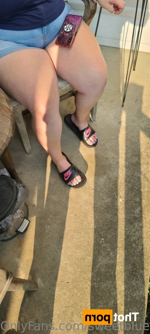 sweetbluetoes Onlyfans leaked photo 15597383 on Hotleaks.tv