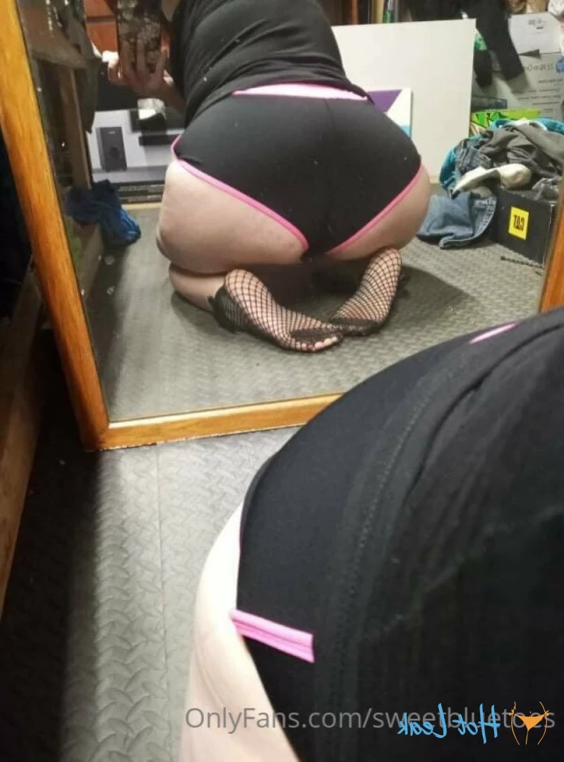 sweetbluetoes Onlyfans leaked photo 15949966 on Hotleaks.tv