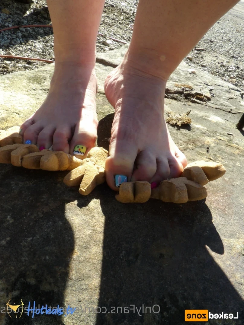 sweetbluetoes Onlyfans leaked photo 16010100 on Hotleaks.tv
