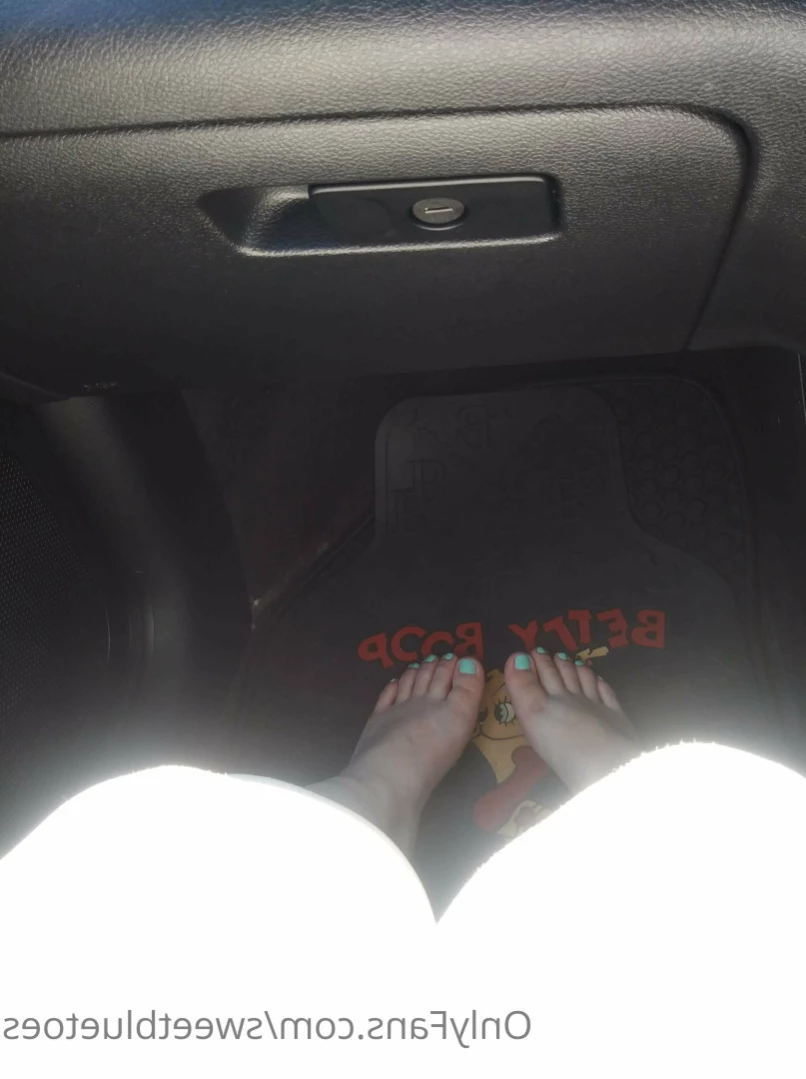 sweetbluetoes Onlyfans leaked photo 16094768 on Hotleaks.tv