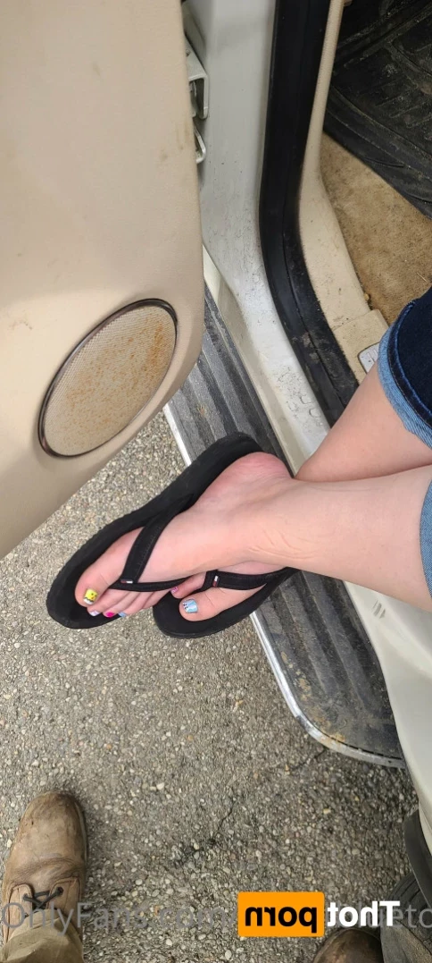 sweetbluetoes Onlyfans leaked photo 16144541 on Hotleaks.tv
