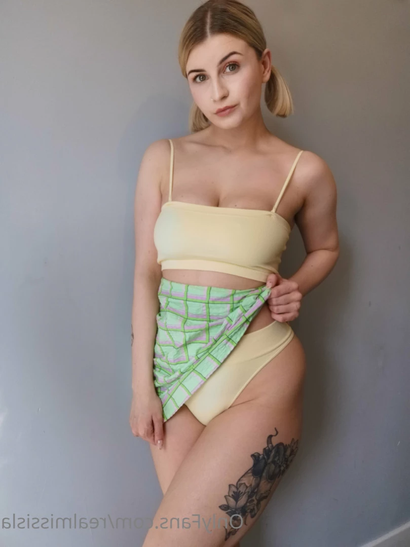 Isla White [ realmissisla ] Onlyfans leaked photo 12058827 on Hotleaks.tv