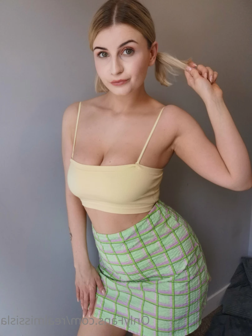 Isla White [ realmissisla ] Onlyfans leaked photo 12383976 on Hotleaks.tv