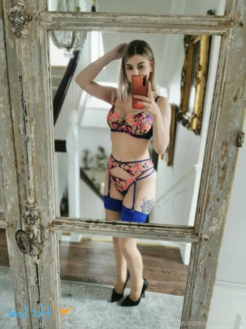 Isla White [ realmissisla ] Onlyfans leaked photo 12404641 on Hotleaks.tv