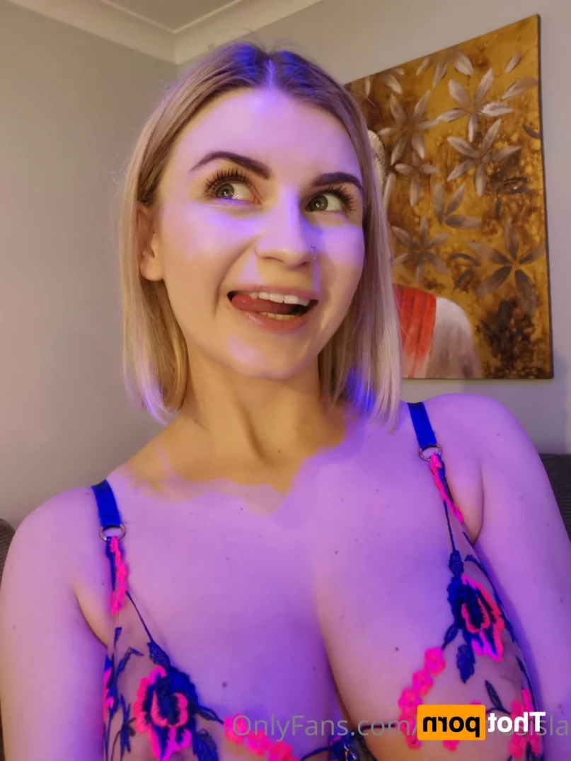 Isla White [ realmissisla ] Onlyfans leaked photo 12840094 on Hotleaks.tv
