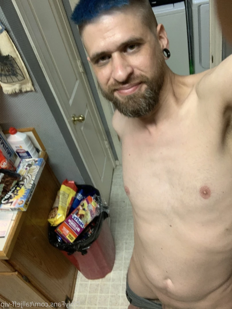 Talljeff VIP Page [ talljeff_of_fun ] Onlyfans leaked photo 13045324 on Hotleaks.tv
