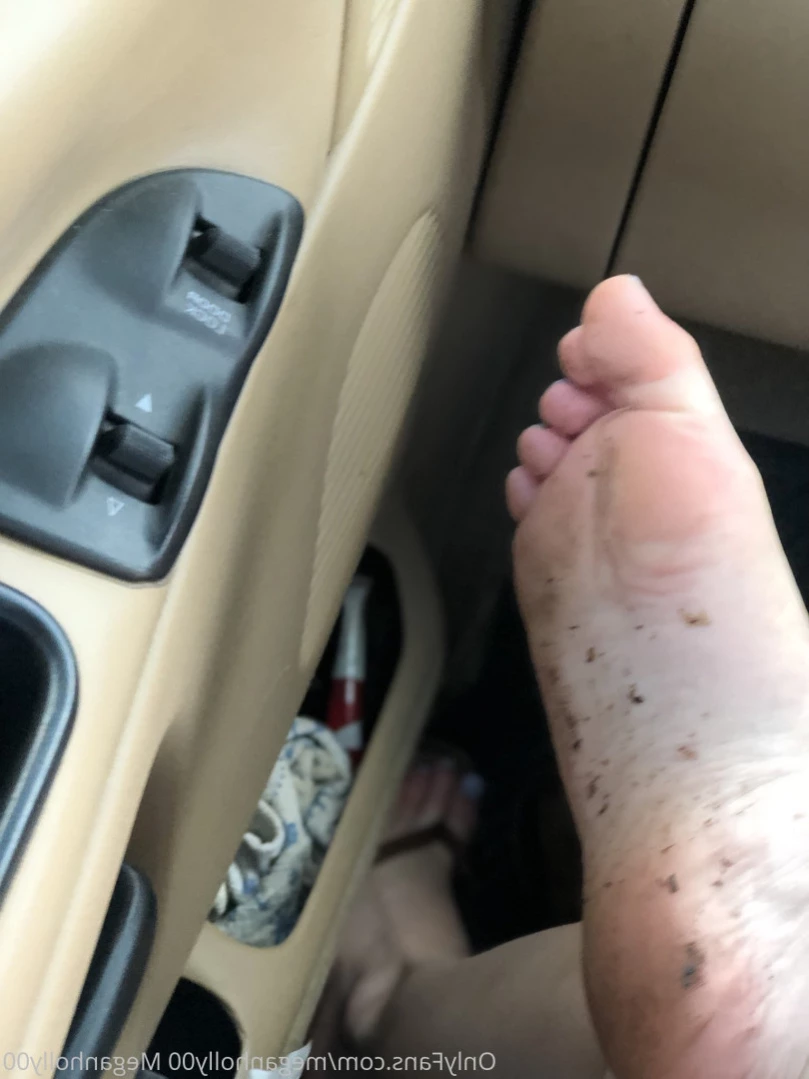 Megan Holly [ meganholly00 ] Onlyfans leaked photo 15099768 on Hotleaks.tv