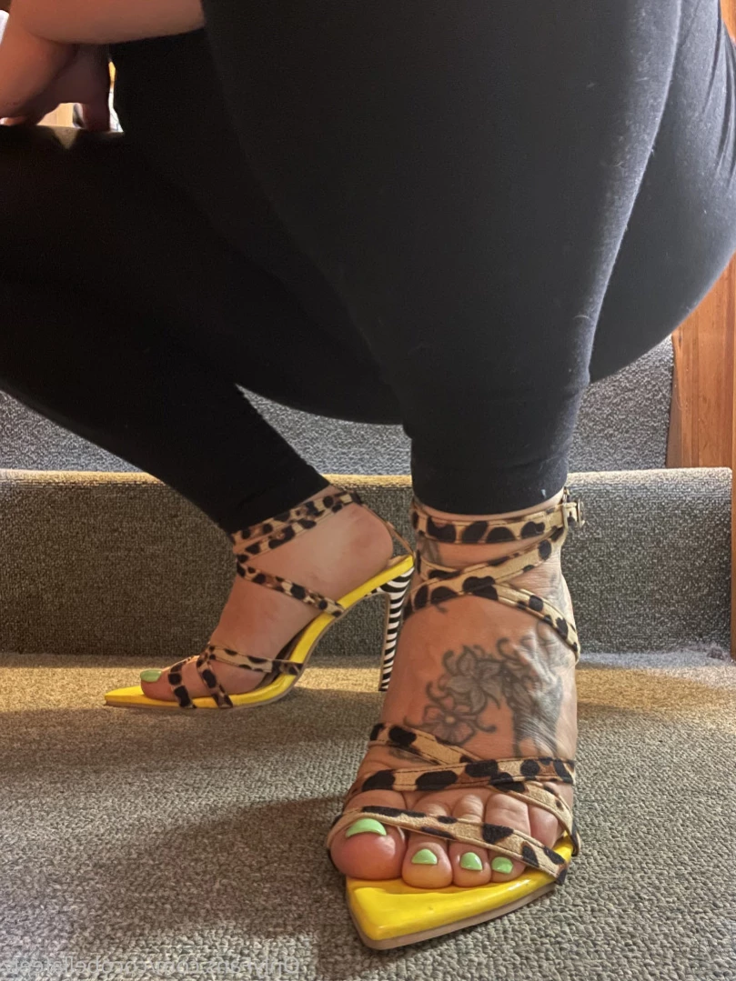 Coco bella [ cocobellafeetz ] Onlyfans leaked photo 14658474 on Hotleaks.tv