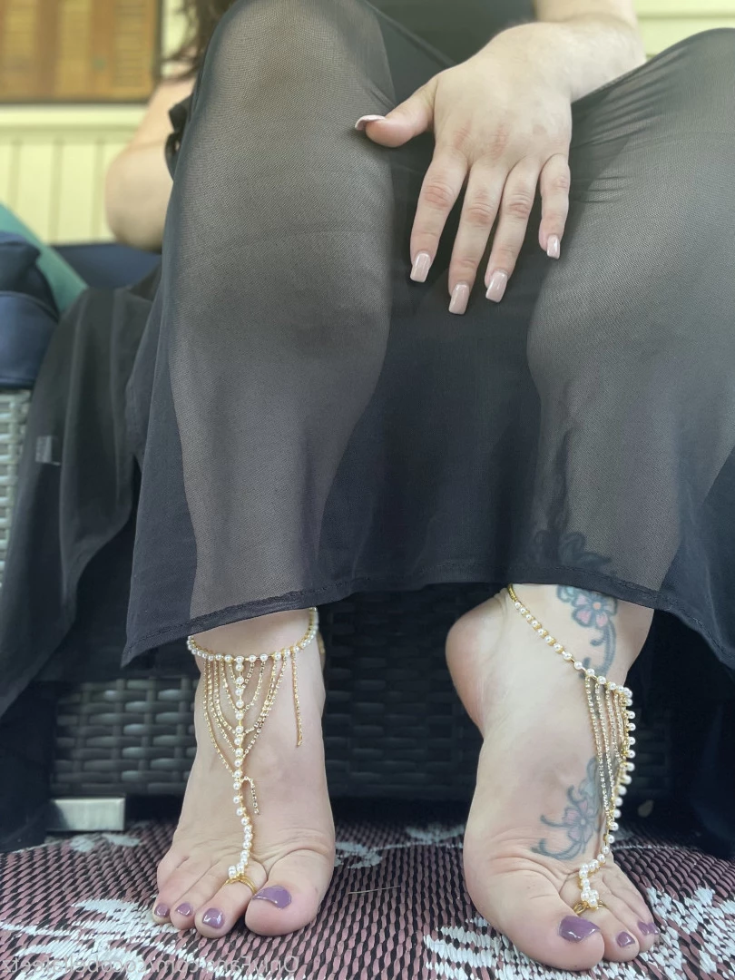 Coco bella [ cocobellafeetz ] Onlyfans leaked photo 16424332 on Hotleaks.tv