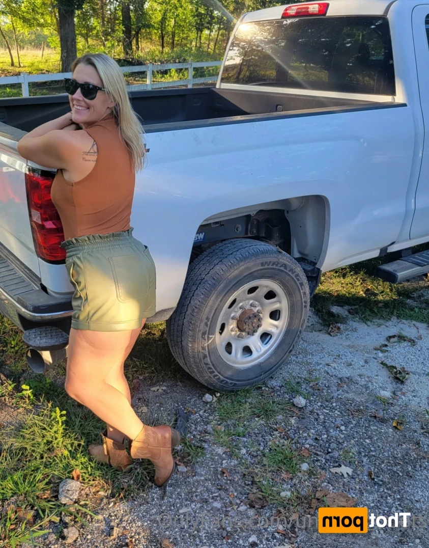 Unicorn Boots [ unicorn_boots ] Onlyfans leaked photo 11508598 on Hotleaks.tv