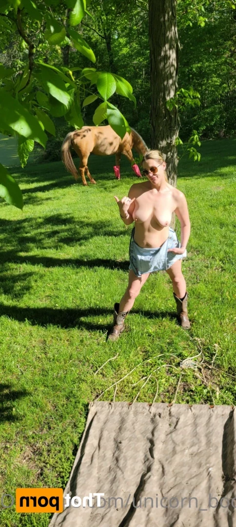 Unicorn Boots [ unicorn_boots ] Onlyfans leaked photo 11728998 on Hotleaks.tv