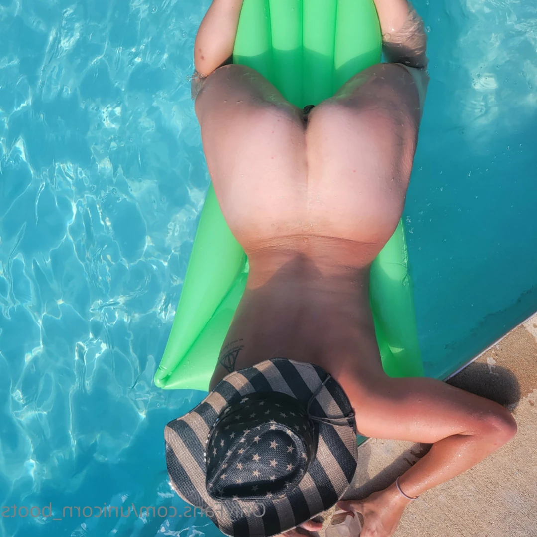 Unicorn Boots [ unicorn_boots ] Onlyfans leaked photo 14539698 on Hotleaks.tv