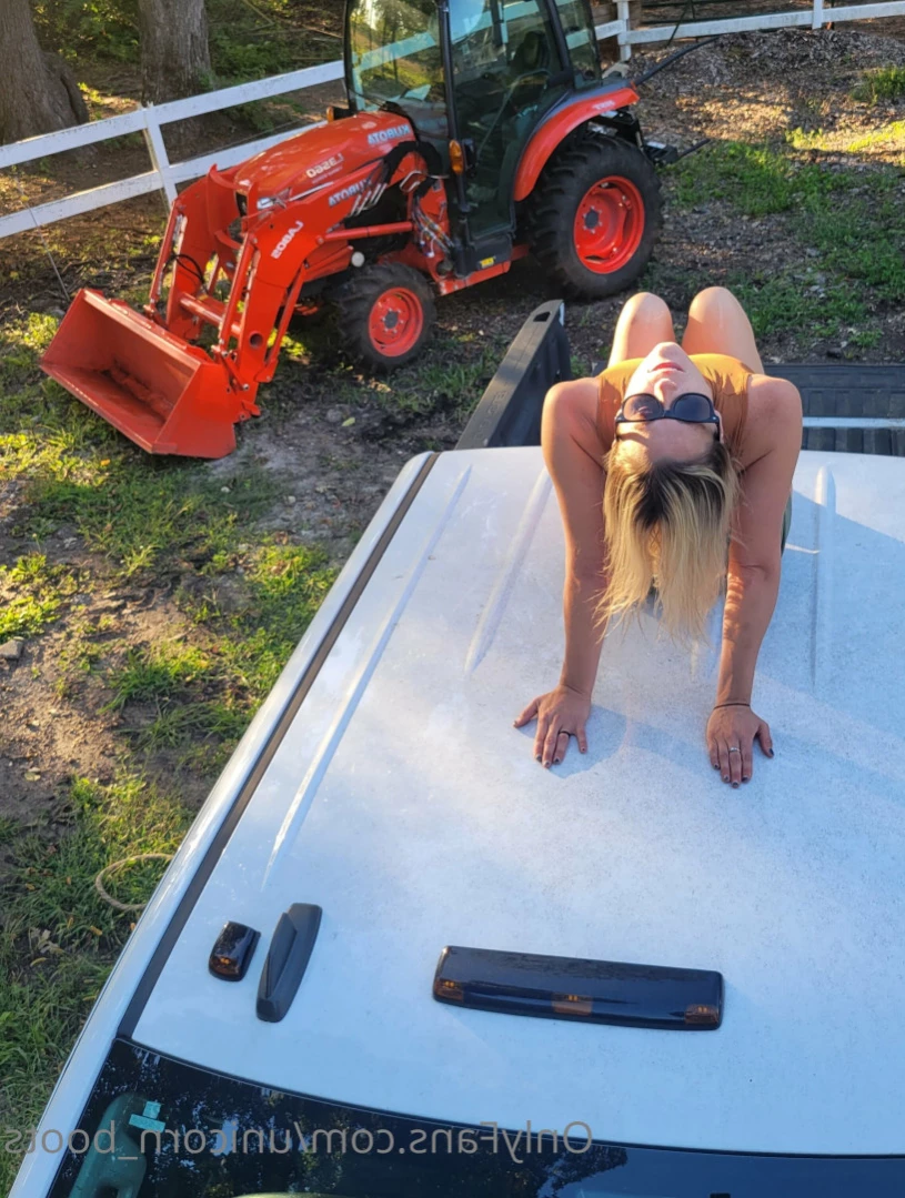 Unicorn Boots [ unicorn_boots ] Onlyfans leaked photo 14795823 on Hotleaks.tv